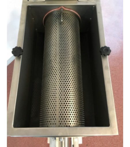 DENOCCIOLATRICE diametro di nocciolo da 0 a 12 mm (550 kg/ h)