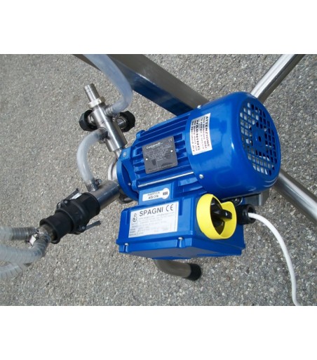 RIEMPITRICE LINEARE a PRESSIONE a 4 posti con Riempimento con pompa volumetrica a livello costante