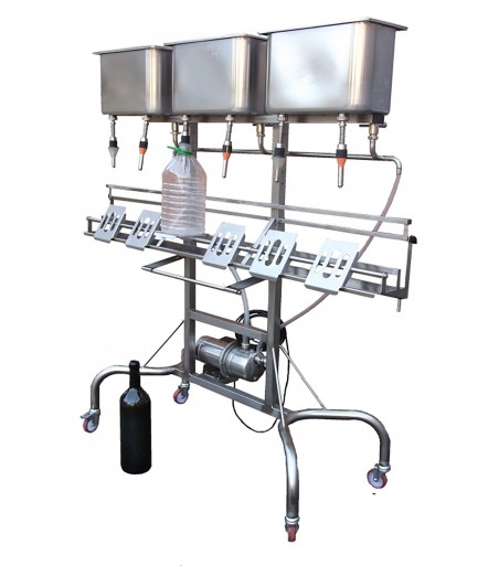 Riempitrice lineare 6 posti alta per bottiglie, dame di vetro, taniche in plastica e PET.