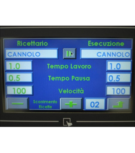 DOSATORE VOLUMETRICO PER POLPA E PASSATA DI POMODORO SU PIZZA