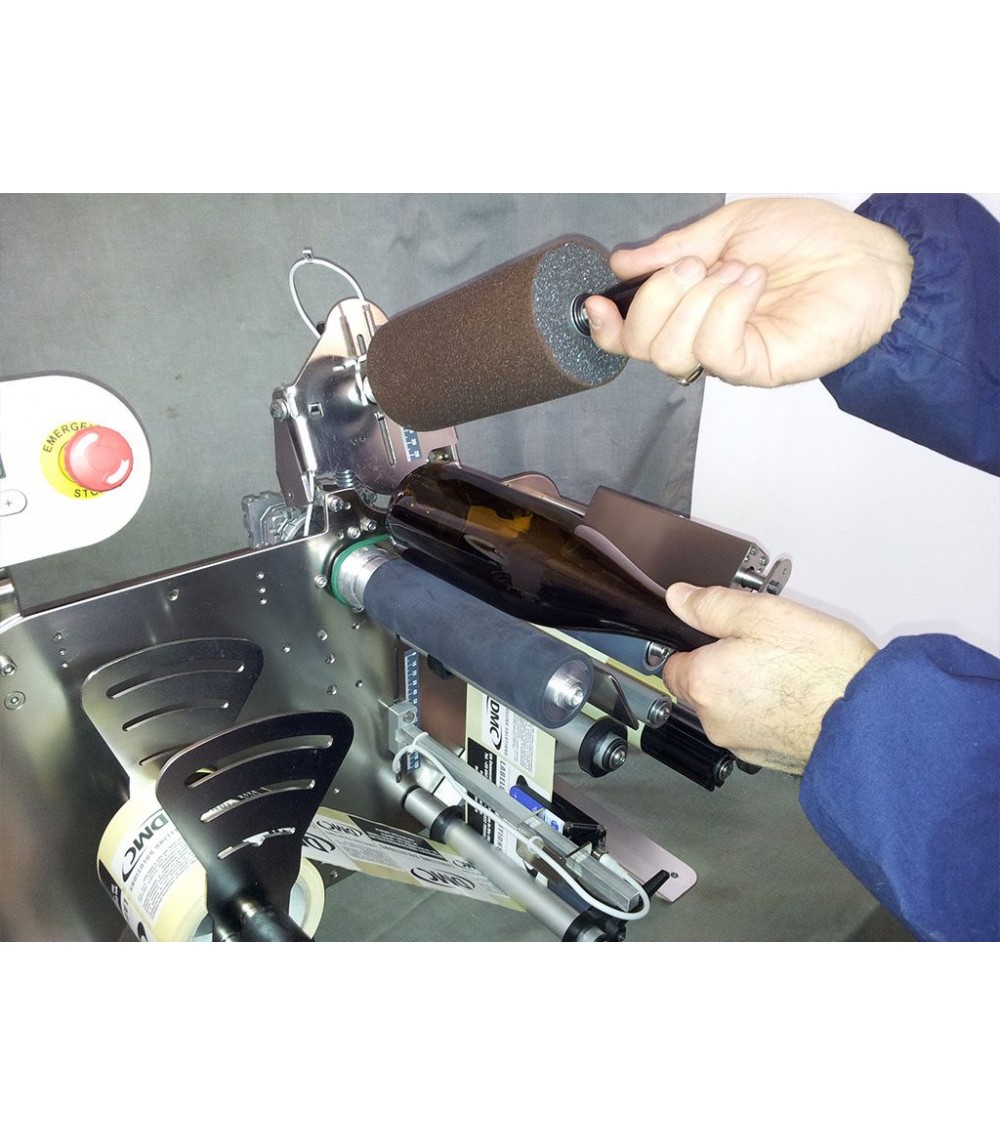 Etichettatrice manuale da banco per formati cilindrici (anche pet)