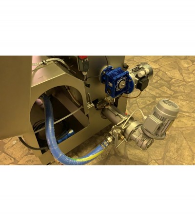 Minifrantoio per la lavorazione delle olive