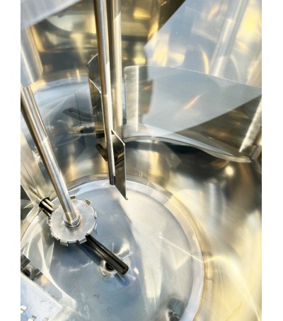 Carrello di distribuzione latte per vitelli RISCALDAMENTO E MISCELAZIONE 160 litri con Carrello e PLC programmabile