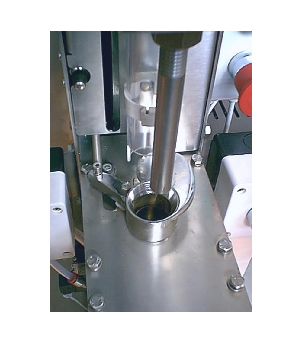 Tappatore tappi sughero raso semi-automatico carrello in acciaio inossidabile . Tappatore tappi sughero raso semi-automatico carrello in acciaio inossidabile .